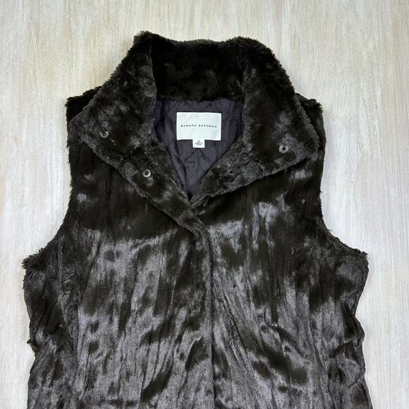 Banana Republic Soft Faux Fur Sleeveless Button Snap Lined Layering Vest Medium - Picture 3 of 16